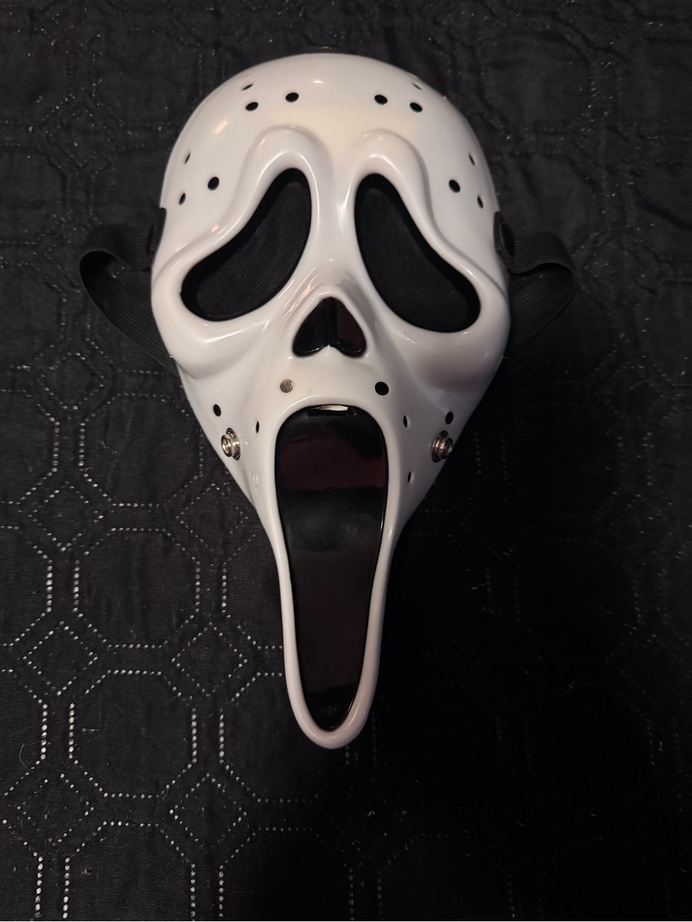 White Scream-Style Decorative Mask by
